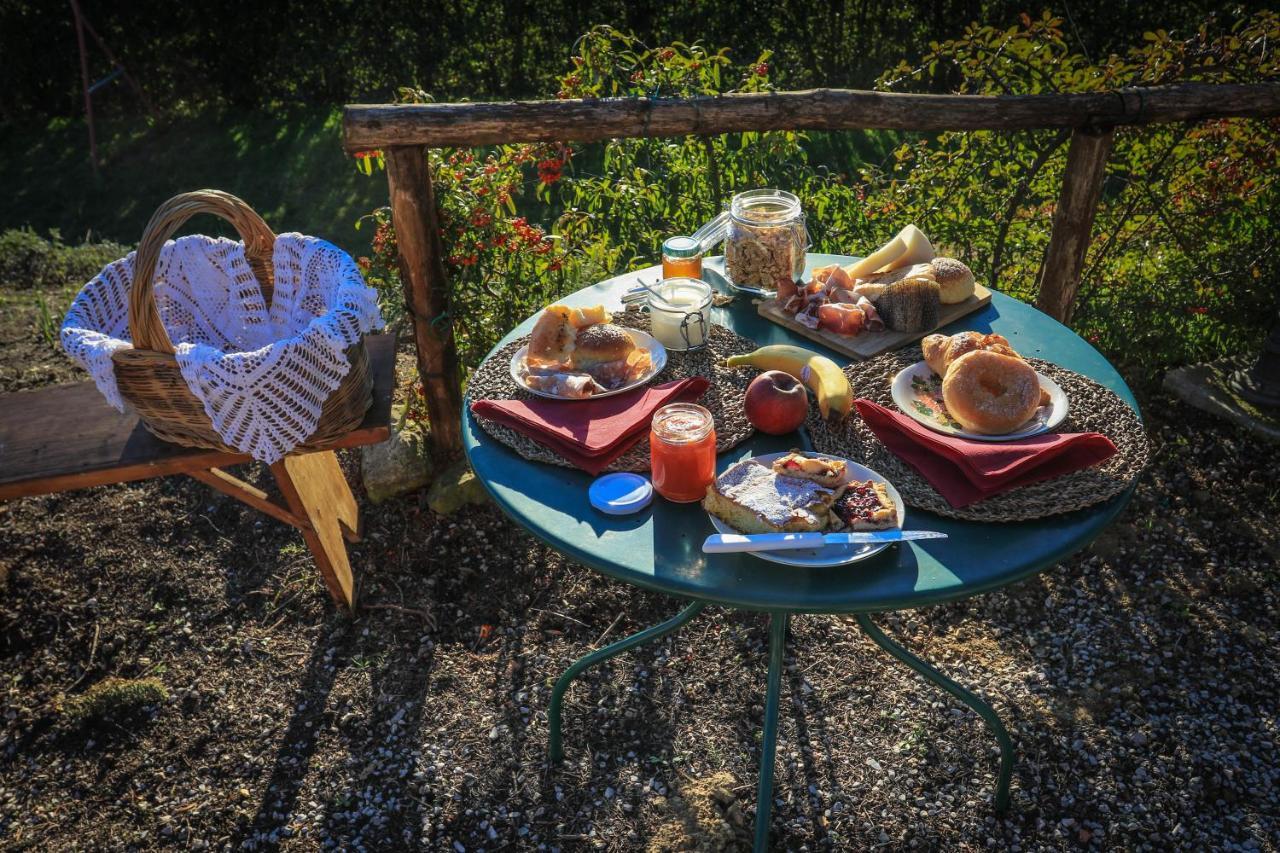 Agriturismo Bombina Villa Montisi Bagian luar foto