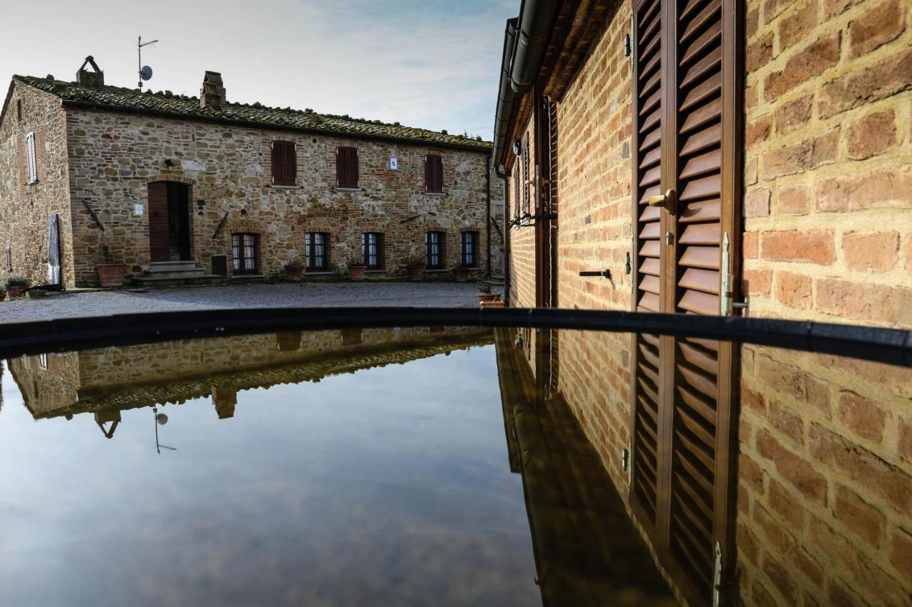 Agriturismo Bombina Villa Montisi Bagian luar foto