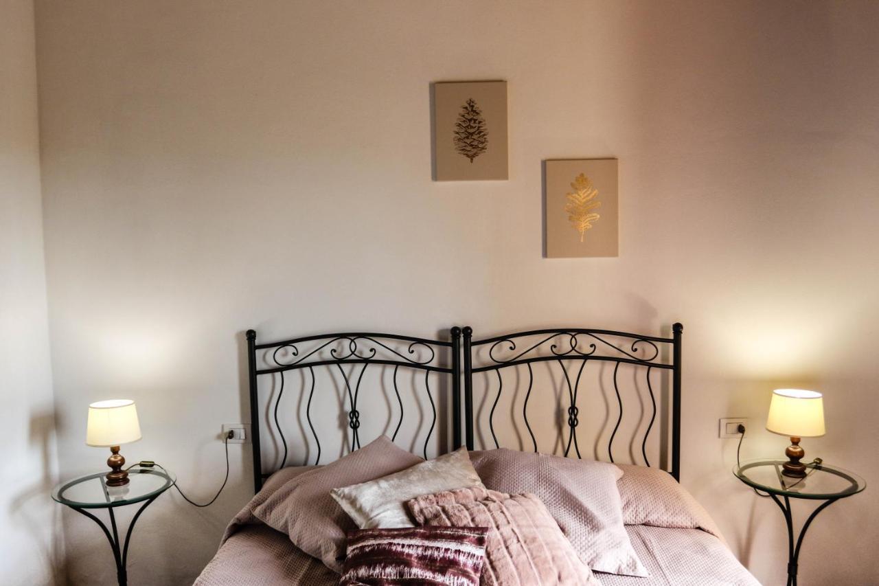 Agriturismo Bombina Montisi Bagian luar foto