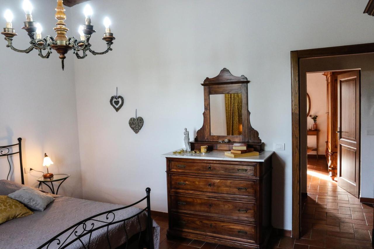 Agriturismo Bombina Montisi Bagian luar foto