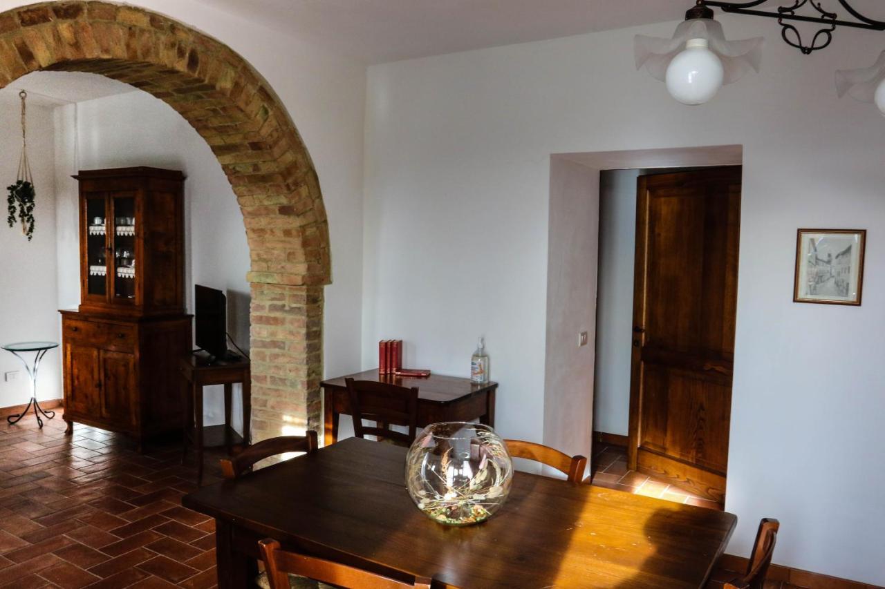 Agriturismo Bombina Montisi Bagian luar foto