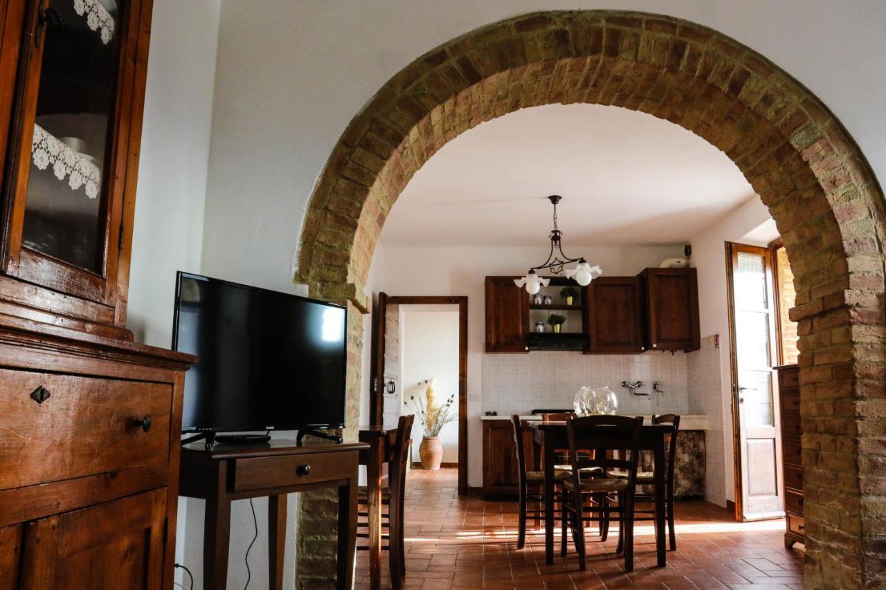 Agriturismo Bombina Villa Montisi Bagian luar foto