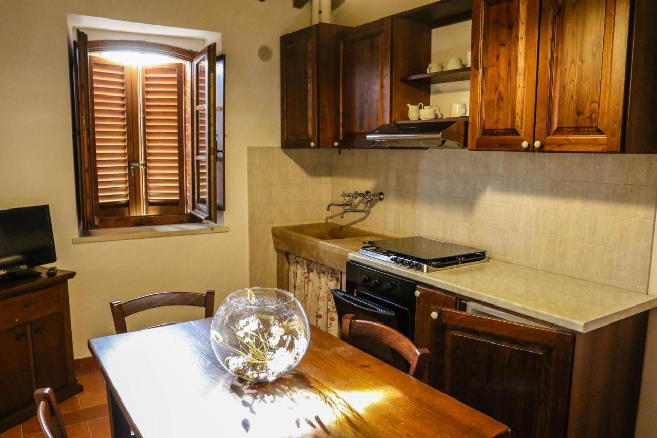 Agriturismo Bombina Montisi Bagian luar foto
